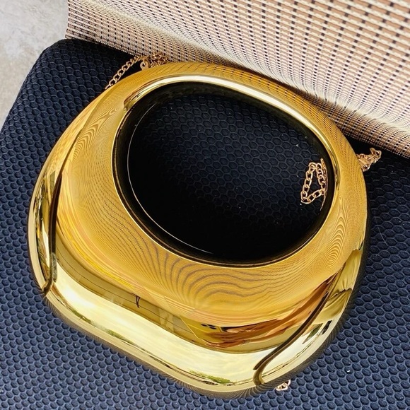 Fashionable New Style Acrylic Clutch Evening Luxury Handbag with Metallic Chain